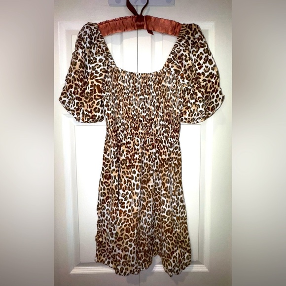 Faithfull the Brand Leopard Print Smocked Puff Sleeve Mini Dress. Size 2. EUC - Picture 12 of 13